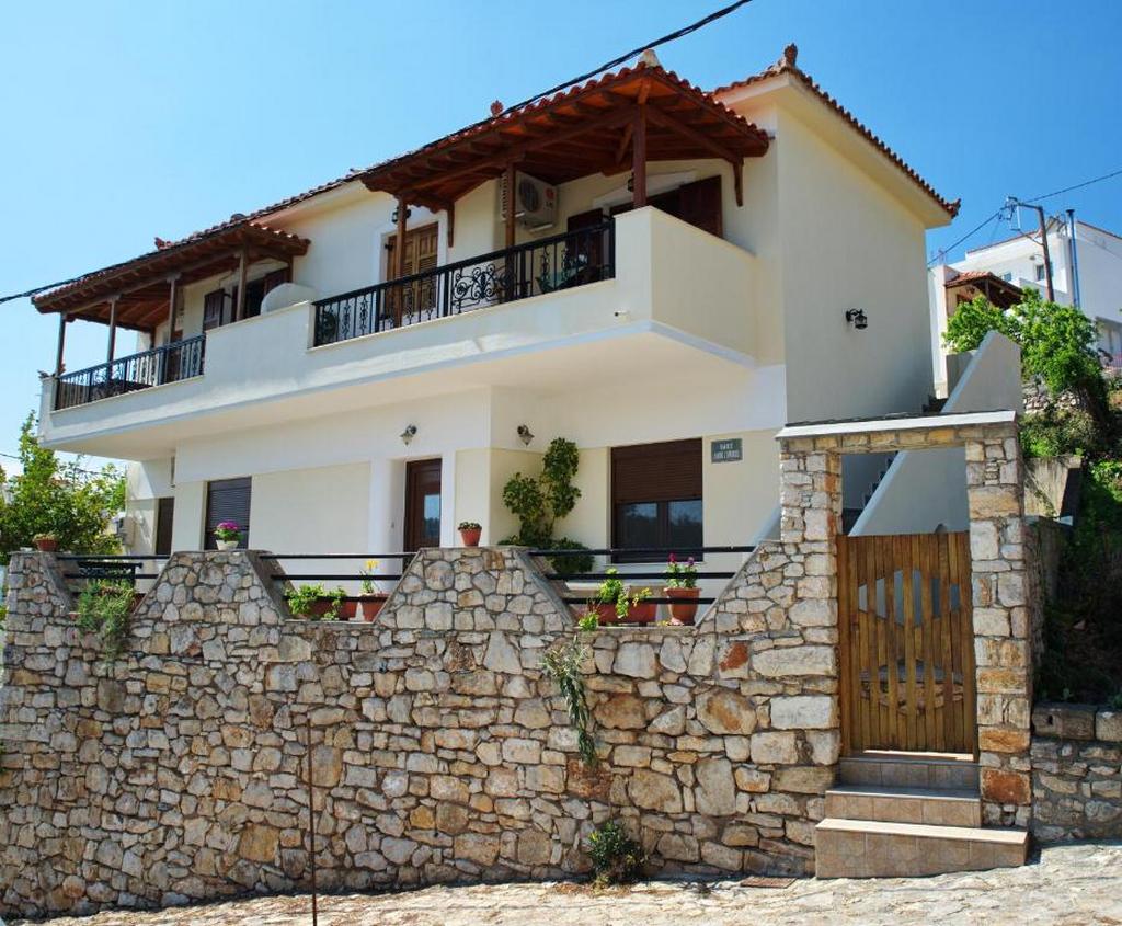 Πεύκα Apartments — 2