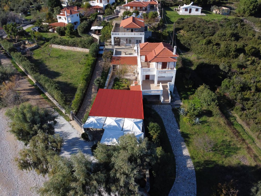 ΘΕΤΙΣ — 3
