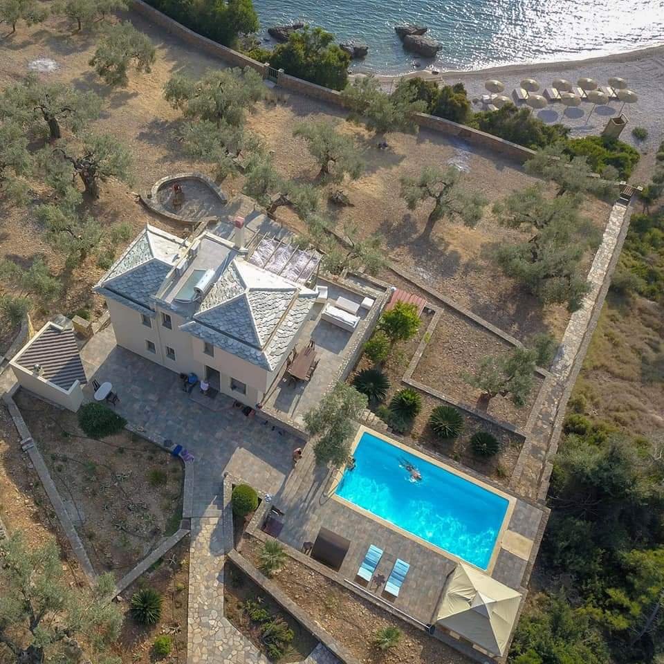 AMMOS BEACH VILLA — 10