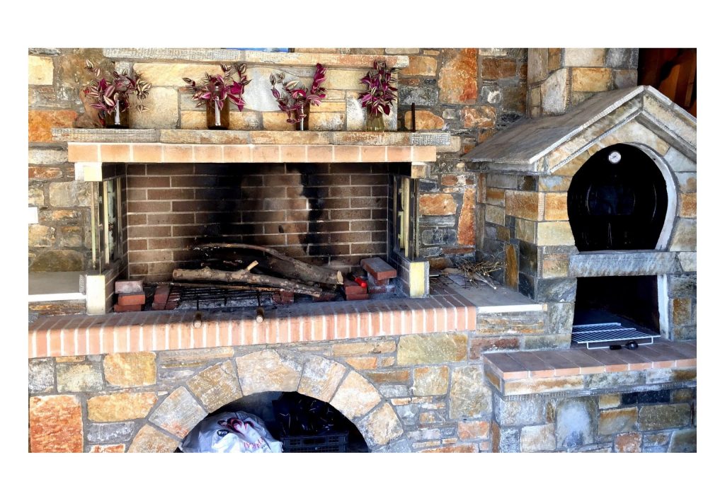 ΜΟΥΣΕΣ — 15