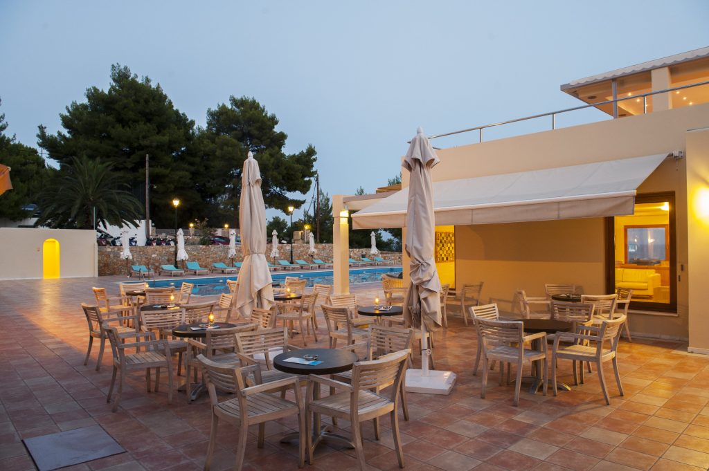ALONISSOS BEACH BUNGALOWS & SUITES HOTEL — 14