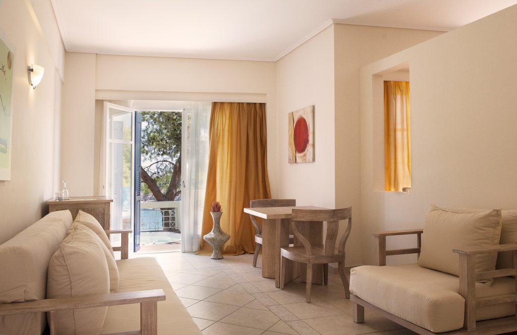 ALONISSOS BEACH BUNGALOWS & SUITES HOTEL — 20