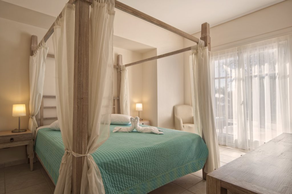 ALONISSOS BEACH BUNGALOWS & SUITES HOTEL — 21