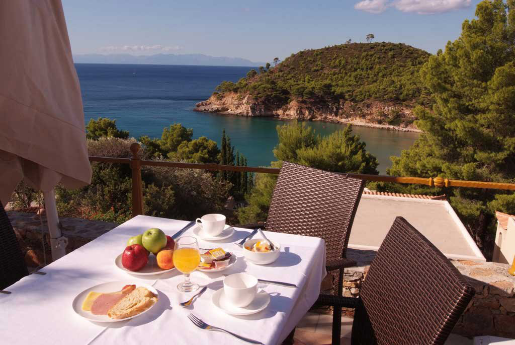 ALONISSOS BEACH BUNGALOWS & SUITES HOTEL — 12
