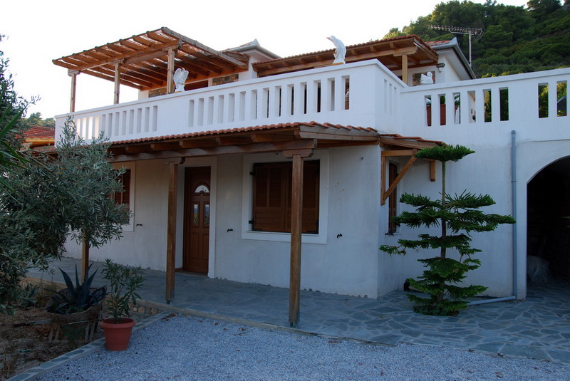 ΑΝΑΤΟΛΗ ΒΙΛΑ — 12