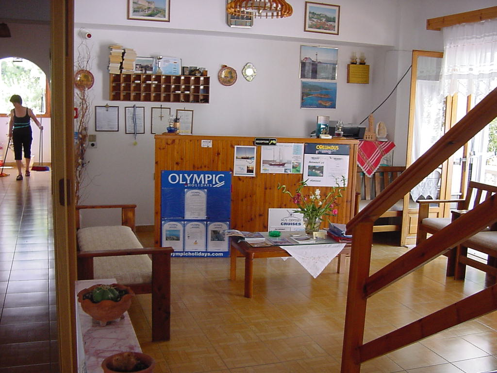 ΓΟΡΓΟΝΑ — 7