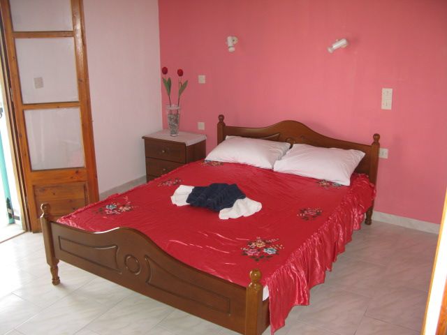 IKOS ROOMS — 6