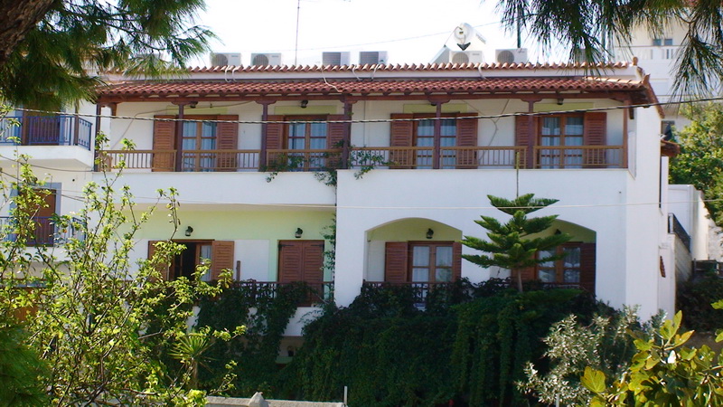 ΛΙΤΣΑ STUDIOS — 10