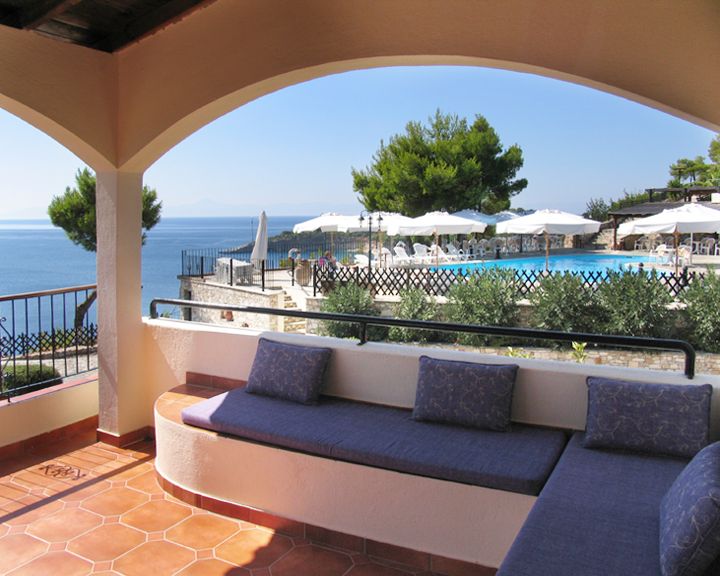ΜILIA BAY Hotel – Apartments — 25