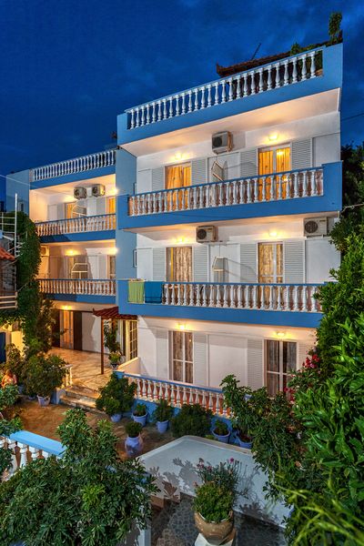 ILIAS STUDIOS — 4