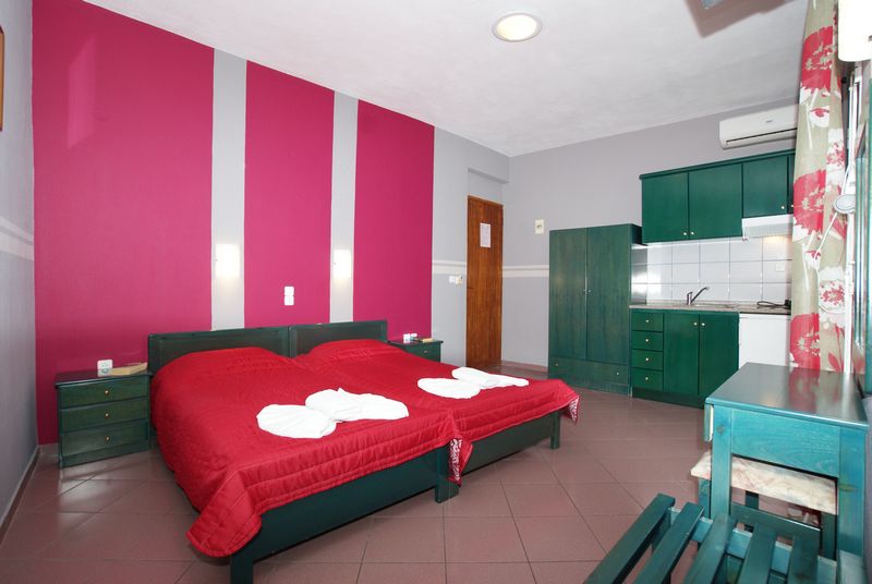 ILIAS STUDIOS — 17