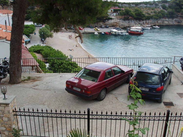 ΠΕΤΡΙΝΟ — 11