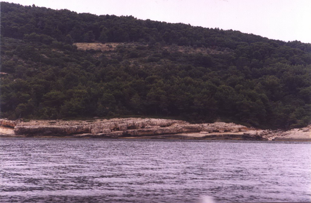 ΚΑΜΠΙΝΓΚ ROCKS — 8